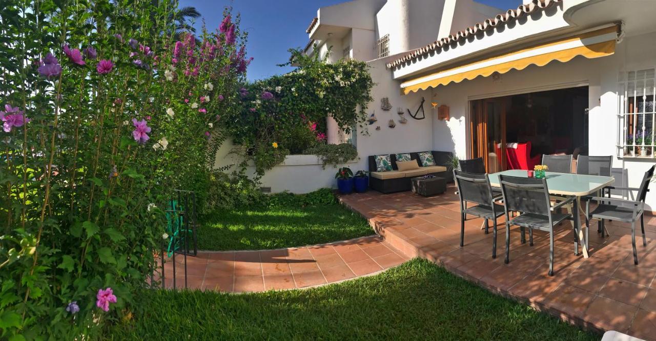 Beachfront Oasis In Costa Del Sol. Caleta De Velez Exterior photo
