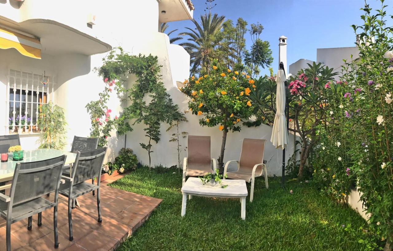 Beachfront Oasis In Costa Del Sol. Caleta De Velez Exterior photo
